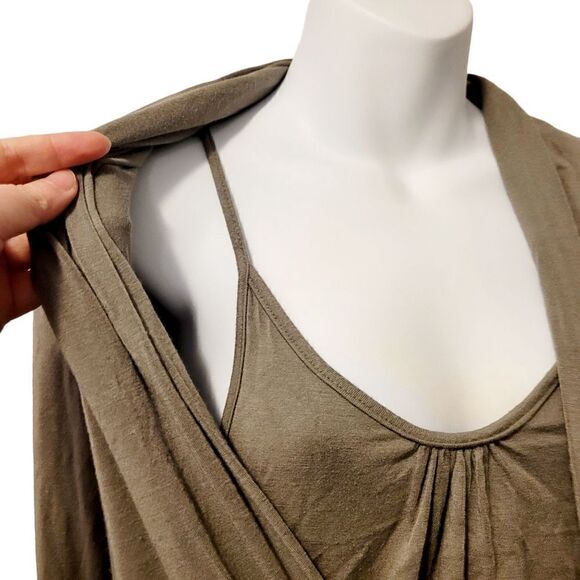 2/$20 Urban Behavior green/grey casual top blouse - Picture 2 of 4